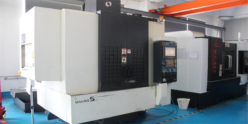 牧野CNC.jpg